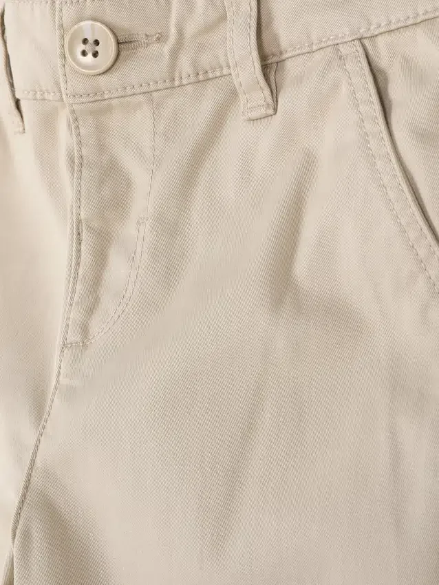 Calças chino para meninos mais novos