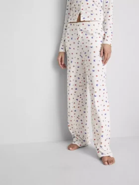 Calças de pijama com padrão de borboletas em canelado