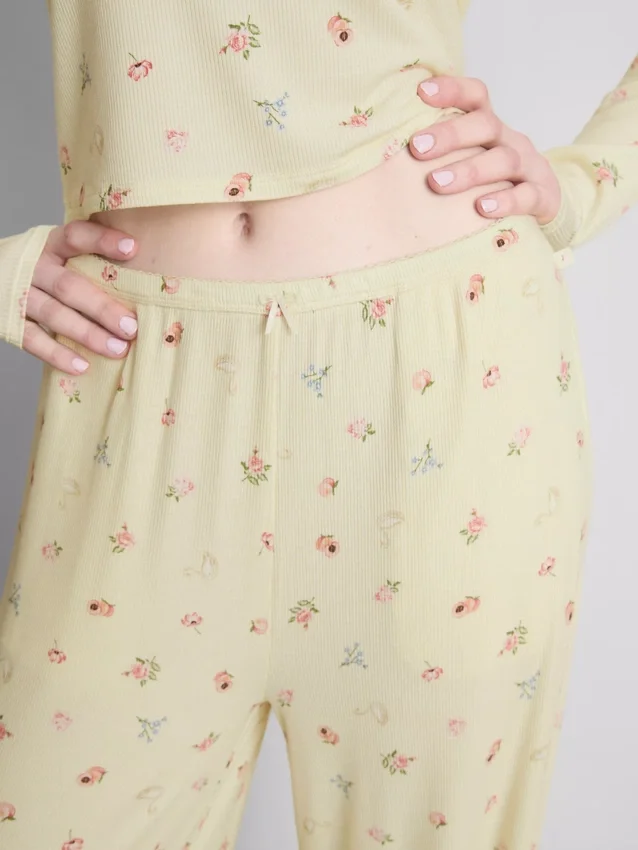 Calças de pijama florais com canelado