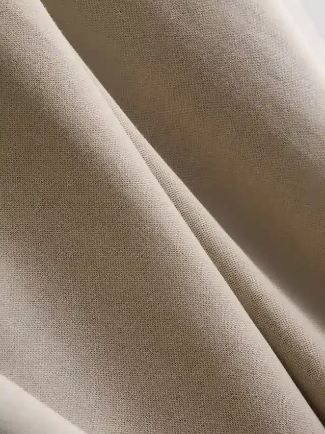 Calças de treino com bainha