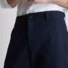 Calções chino com elevada proporção de algodão