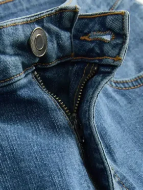 Calções de ganga de corte reto