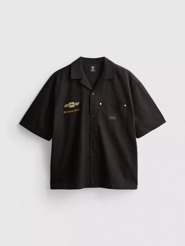 Camisa Chevrolet com gola Revere