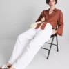 Camisa curta de algodão com laço à frente