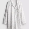 Camisa de dormir larga estilo «boyfriend» com estampado