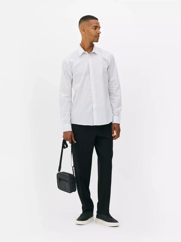 Camisa de manga comprida às riscas