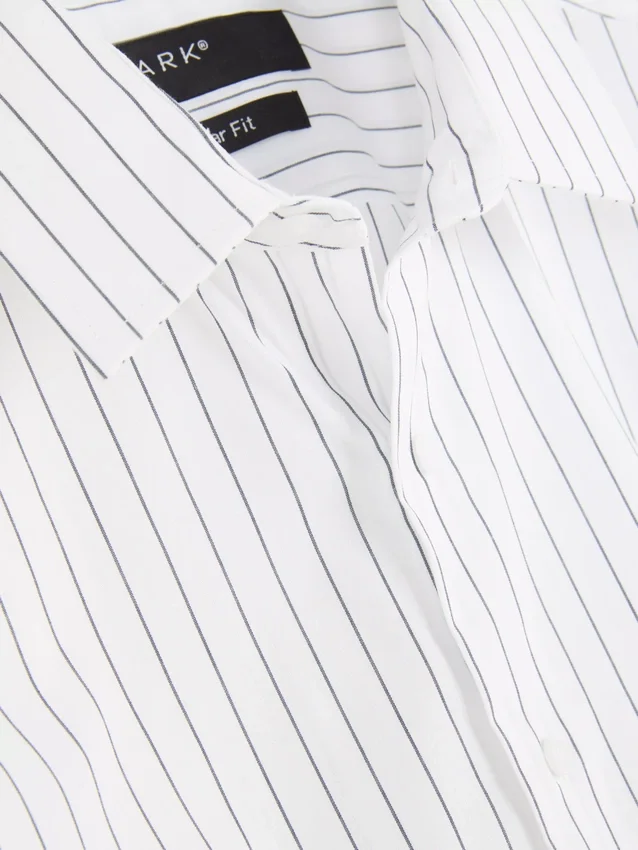 Camisa de manga comprida às riscas