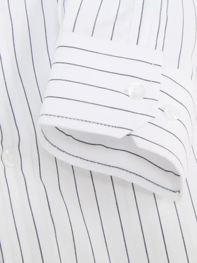 Camisa de manga comprida às riscas