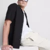 Camisa de manga curta com textura