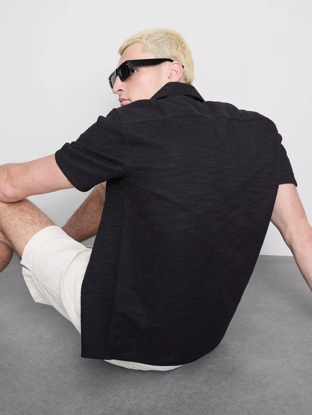 Camisa de manga curta com textura
