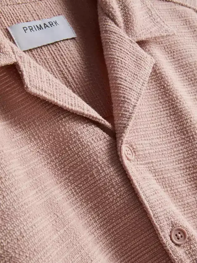 Camisa de manga curta com textura