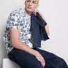 Camisa de manga curta estampada