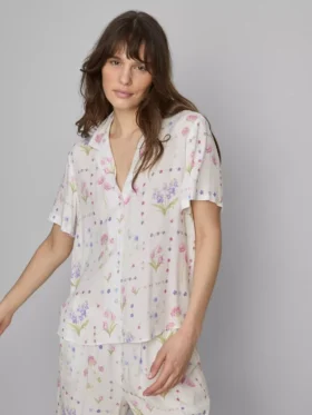 Camisa de pijama de calção de manga curta com padrão floral
