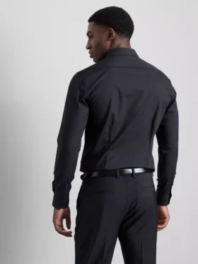 Camisa formal de corte justo