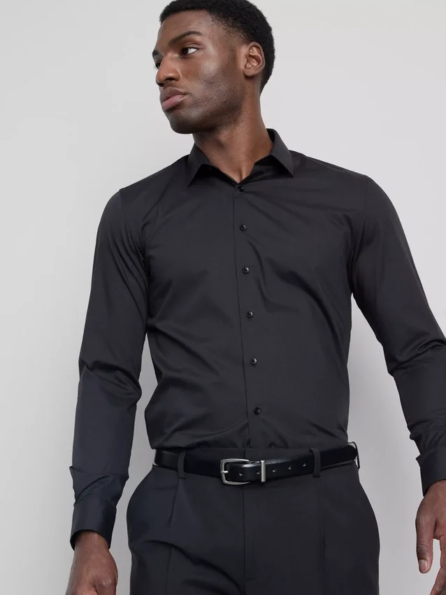 Camisa formal de corte justo