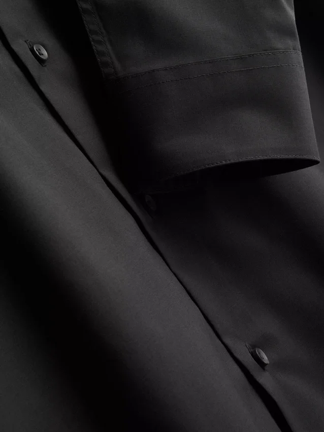 Camisa formal de corte justo