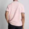 Camisa polo com gola com ponta