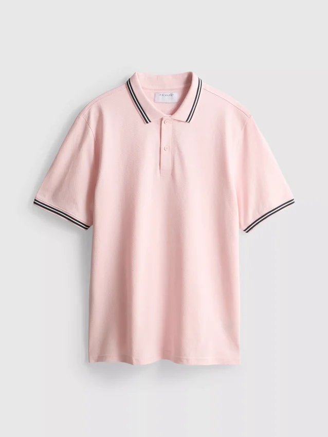 Camisa polo com gola com ponta