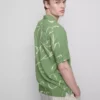 Camisas com colarinho reverso floral