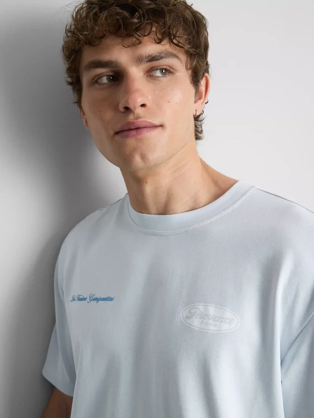 Camisas com estampado de frutas