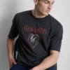 Camisas com estampado dos Foo Fighters
