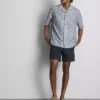 Camisas com gola texturada