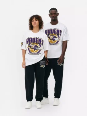 Camisas com logótipo dos Baltimore Ravens da NFL