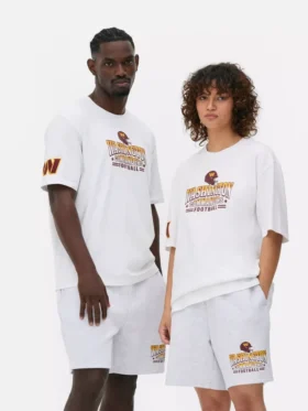 Camisas com logótipo dos Washington Commanders da NFL