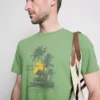 Camisas com motivo gráfico da Shoreline Society