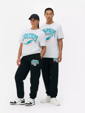Camisas com o logótipo dos Miami Dolphins da NFL