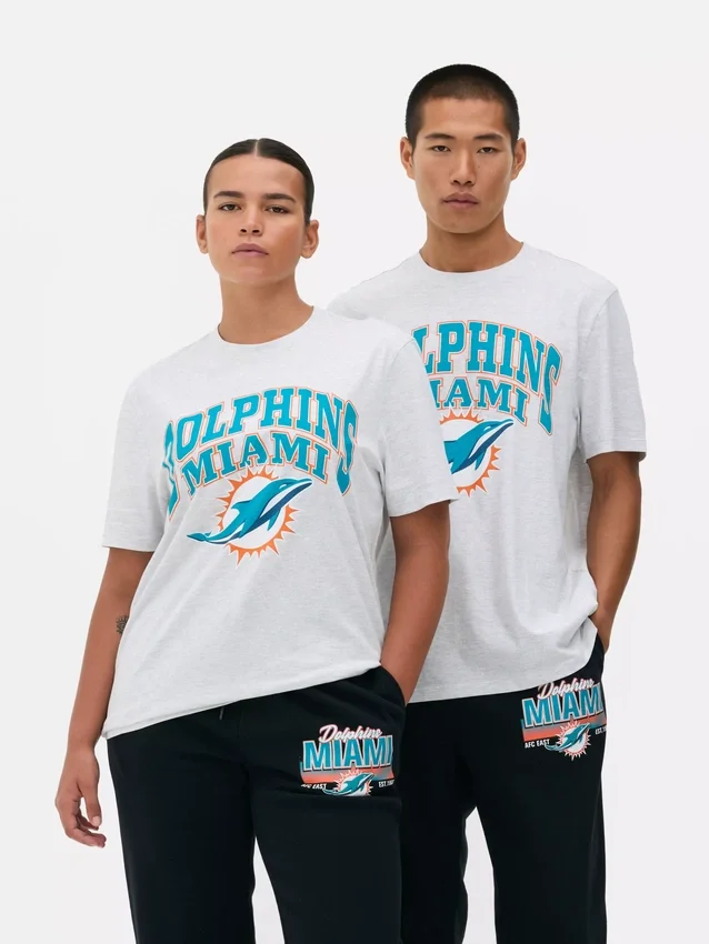 Camisas com o logótipo dos Miami Dolphins da NFL