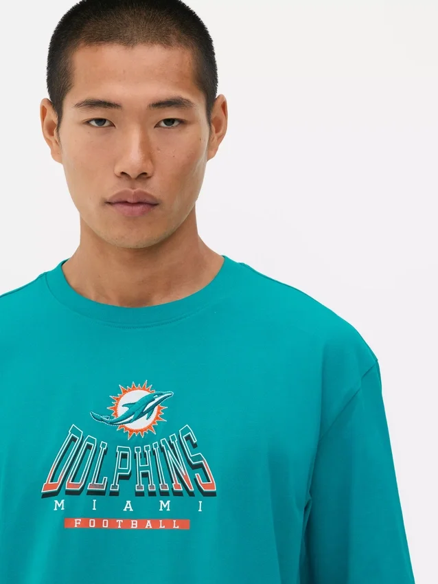 Camisas com o logótipo dos Miami Dolphins da NFL