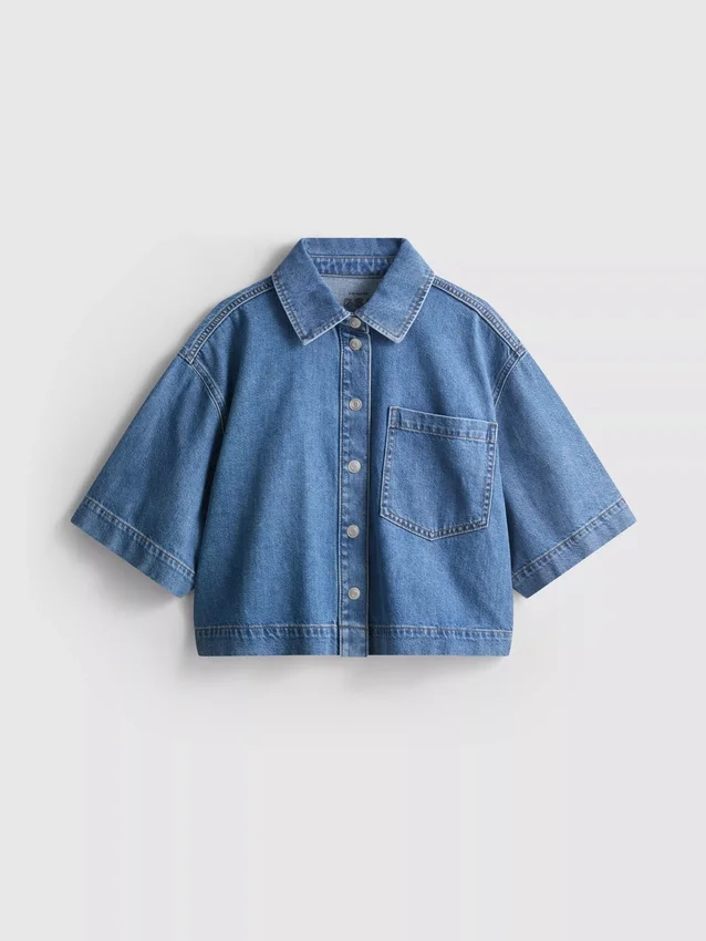 Camisas curtas e largas em ganga de algodão
