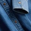 Camisas de ganga de algodão com corte descontraído e botões