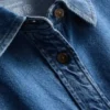 Camisas de ganga de algodão com corte descontraído e botões