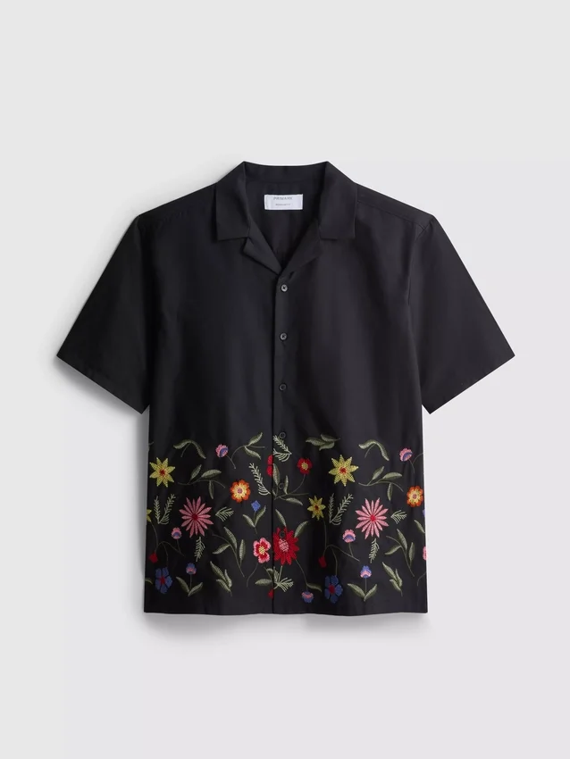 Camisas de manga curta bordadas