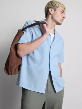 Camisas de manga curta em mistura de linho
