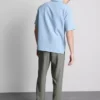 Camisas de manga curta em mistura de linho