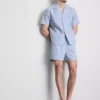 Camisas de pijama às riscas com botões