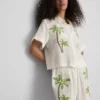 Camisas de praia em algodão bordadas com miçangas da Paula Echevarría
