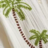 Camisas de praia em algodão bordadas com miçangas da Paula Echevarría