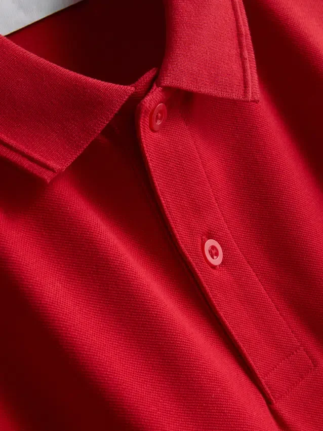 Camisas elásticas Essential
