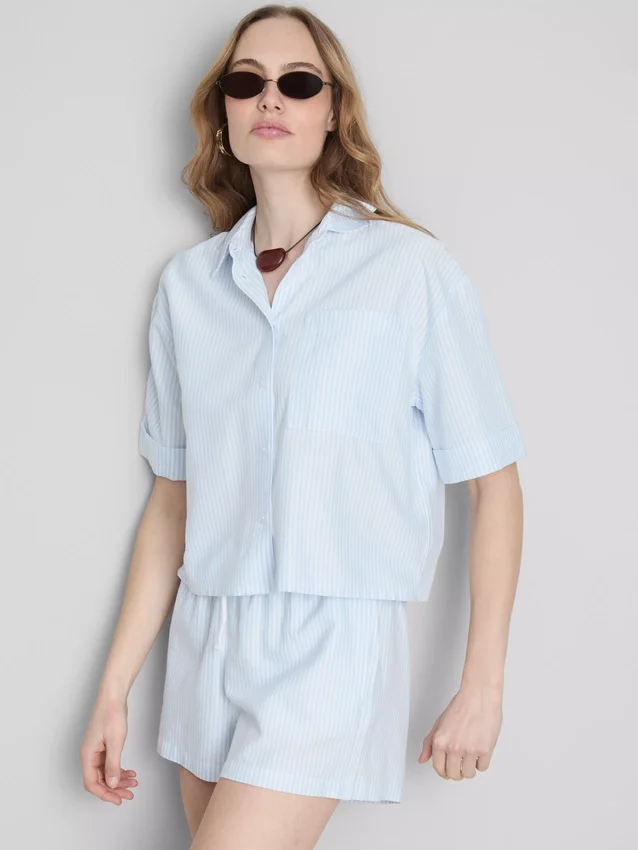 Camisas oxford curtas, de corte quadrado e manga curta