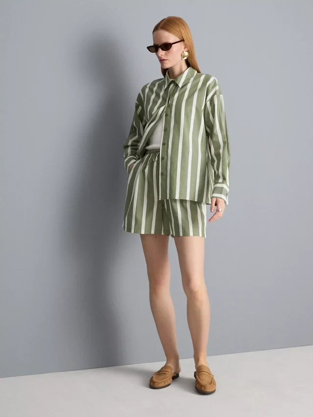 Camisas às riscas em popeline de algodão