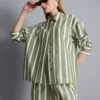 Camisas às riscas em popeline de algodão