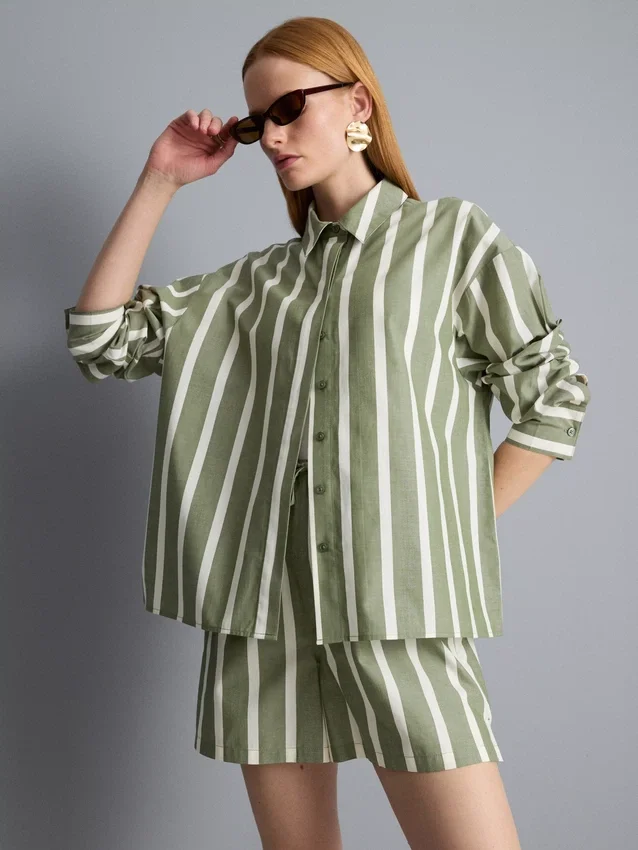 Camisas às riscas em popeline de algodão