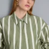 Camisas às riscas em popeline de algodão