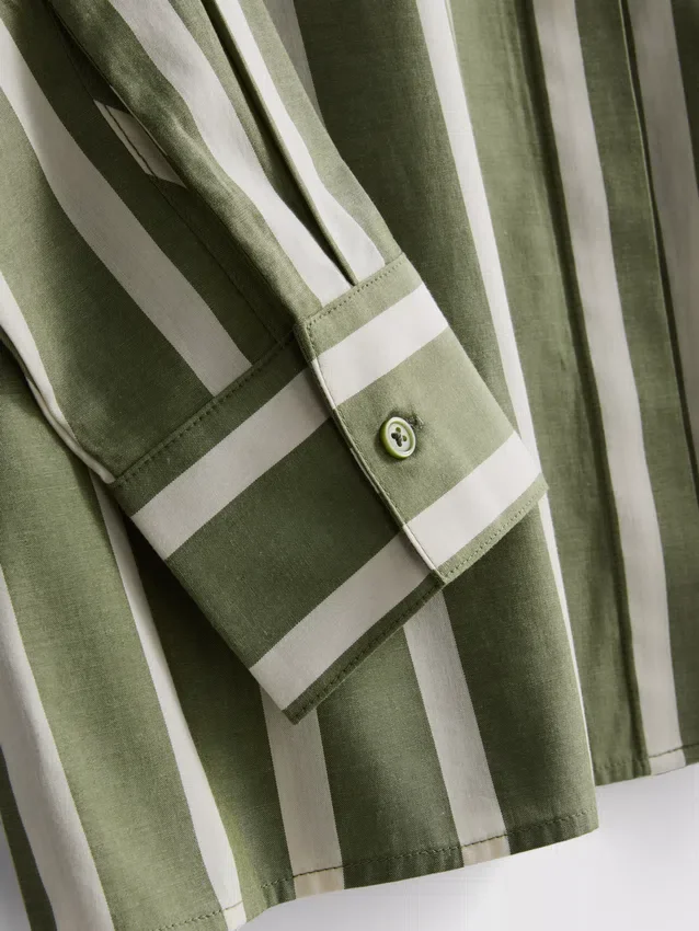 Camisas às riscas em popeline de algodão