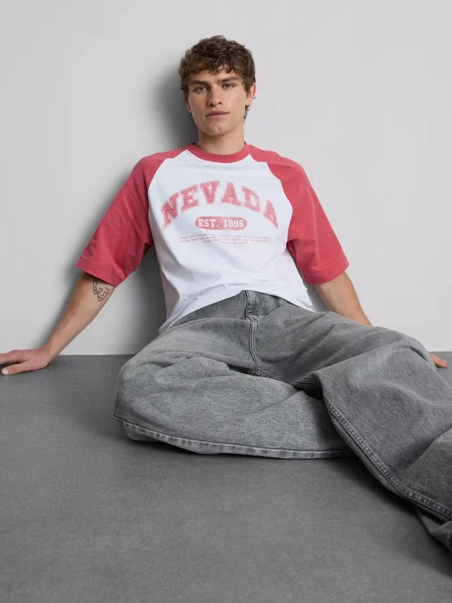 Camiseta raglan Nevada