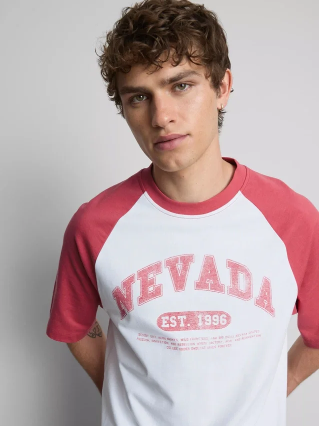 Camiseta raglan Nevada